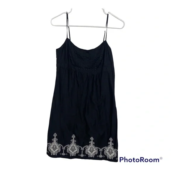 Ann Taylor | Dresses | Ann Taylor Loft Black Cotton Spaghetti Strap Dress  With Embroidered Trim Size 6p | Poshmark